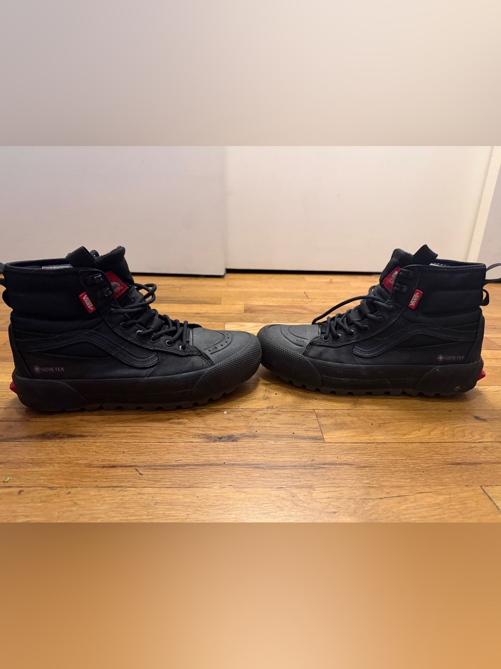 Vans SK8-Hi Gore-Tex MTE-3 Lace-Up Sneakers Men's Black Waterproof Sneakers 7.5